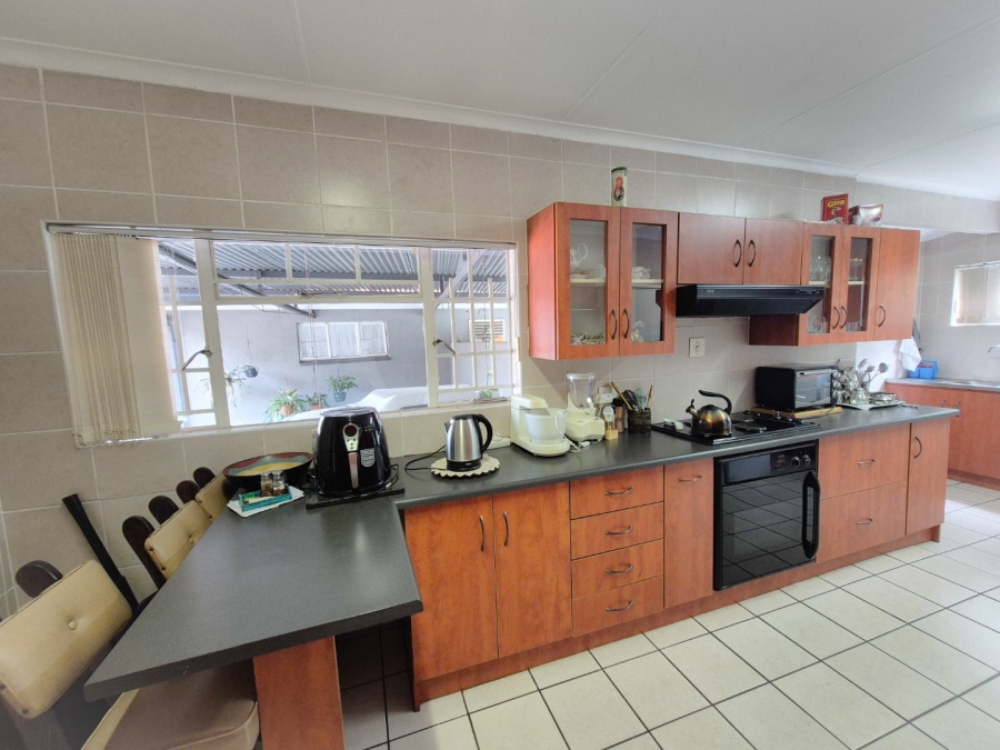 4 Bedroom Property for Sale in Roodia Free State